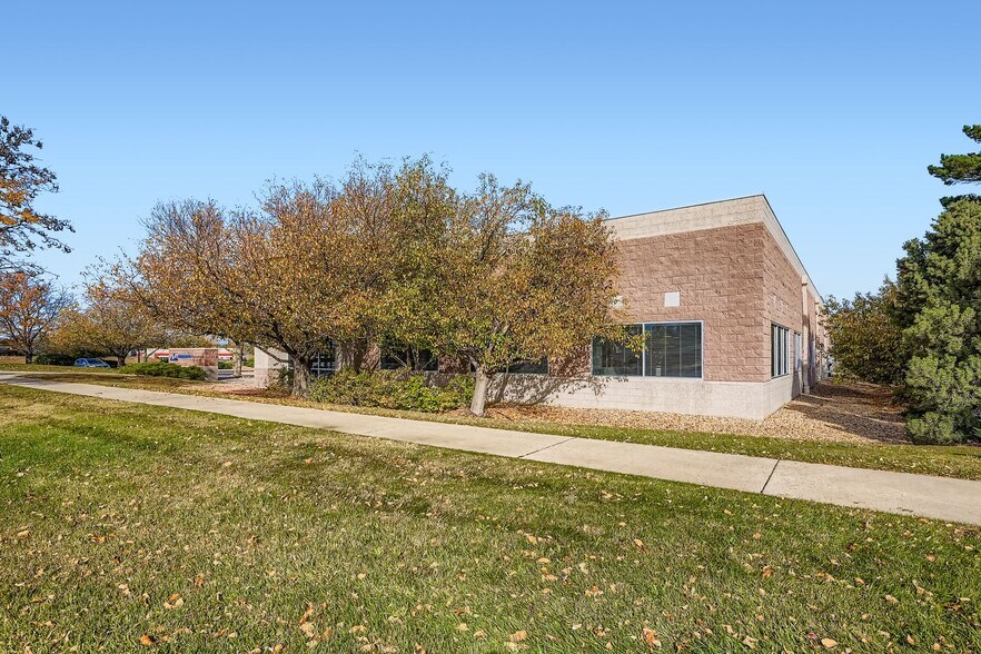 More Photos Of 12577 E Caley Ave, Englewood Office For Sale