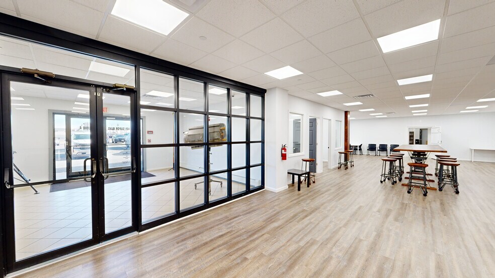 More Photos Of 500 Supor Blvd, Harrison Unknown For Lease