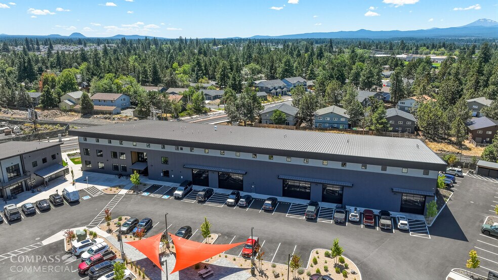 More Photos Of 575 SE 9th St, Bend Unknown For Lease