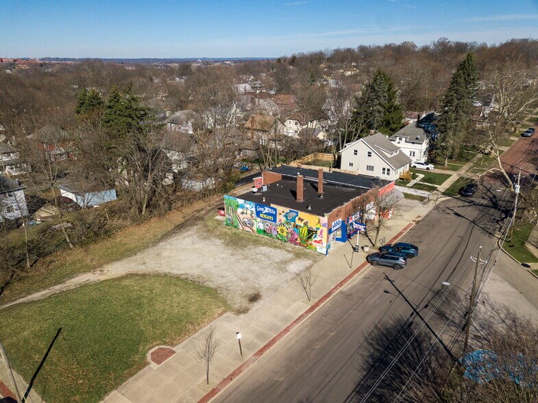 More Photos Of 314 Pioneer St, Akron Storefront For Sale