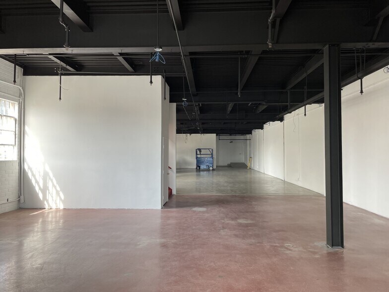 More Photos Of 4747 W Century Blvd, Inglewood Storefront For Lease
