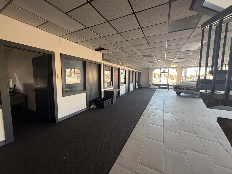 More Photos Of 83407 US Highway 111, Indio Auto Dealership For Lease