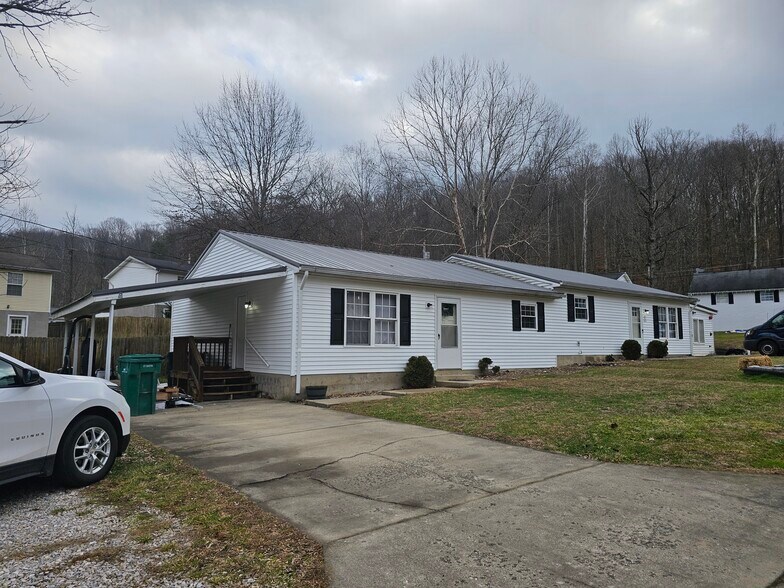 More Photos Of 12 Clotine St, Saint Albans Specialty For Sale