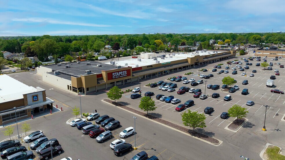 Primary Photo Of 1219 W 14 Mile Rd, Clawson Land For Lease