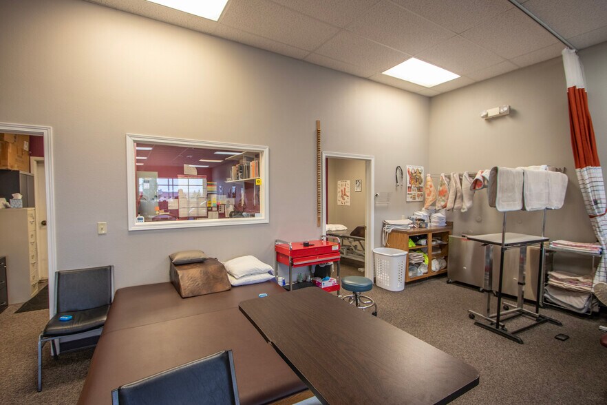 More Photos Of 3831 Denis Dr, Casper Medical For Lease