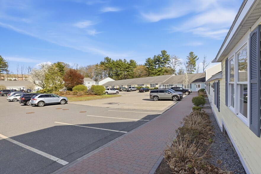 More Photos Of 270 Littleton Rd, Westford Office For Lease
