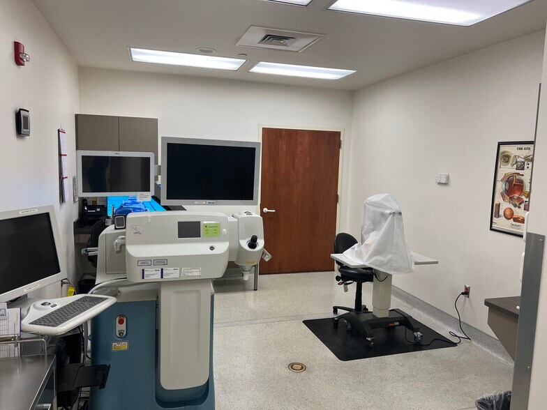 More Photos Of 110 Med Tech Pky, Johnson City Healthcare For Lease