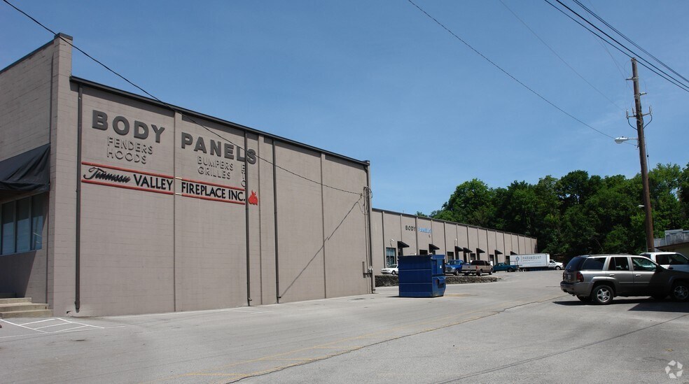 More Photos Of 478 Allied Dr, Nashville Distribution For Lease