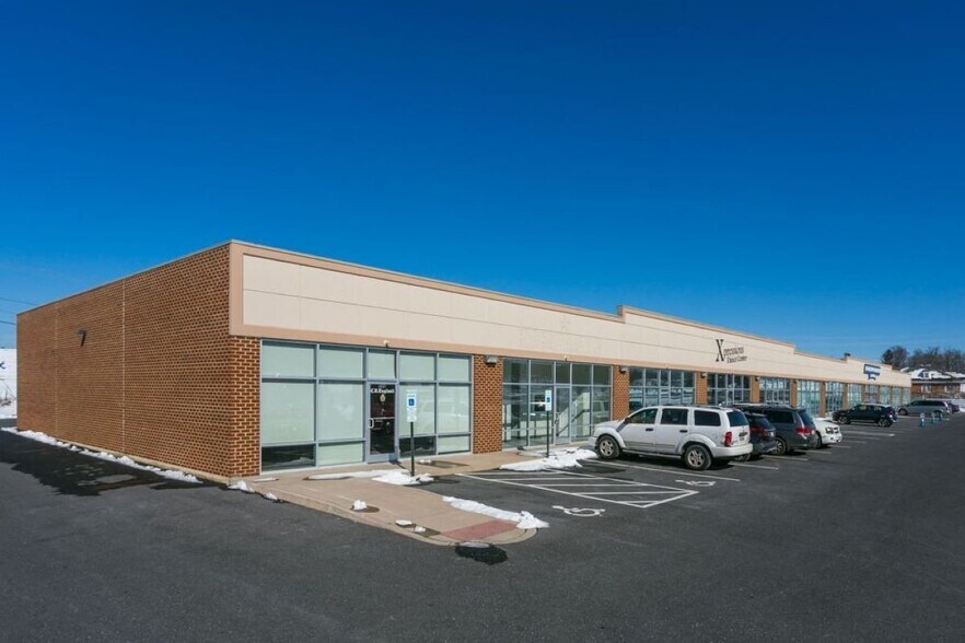 Primary Photo Of 36 Parkway Ln, Fishersville Storefront Retail Office For Lease
