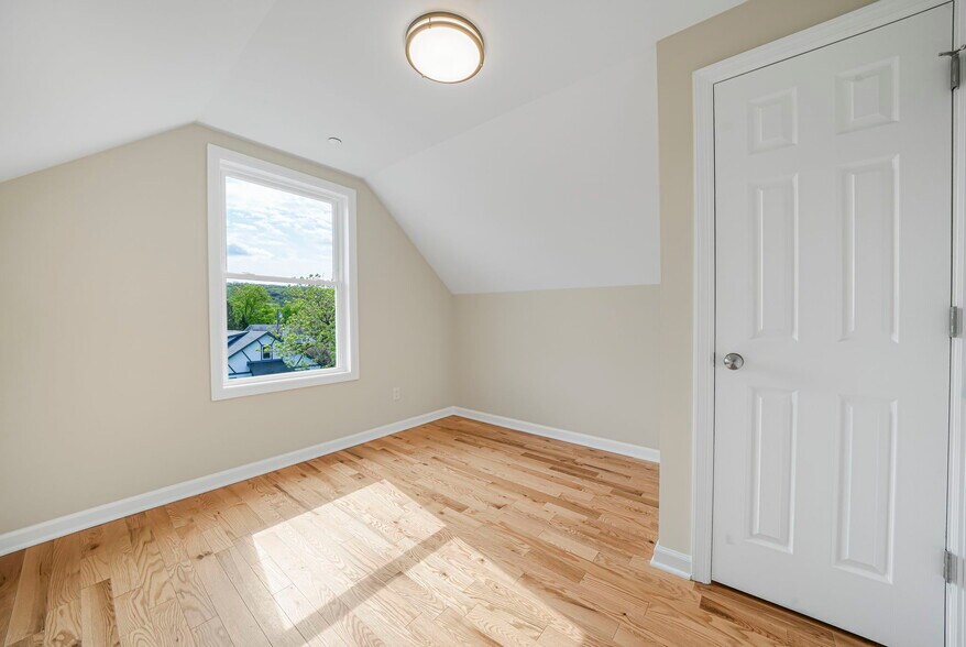 More Photos Of 532 Ringwood Ave, Wanaque Apartments For Sale
