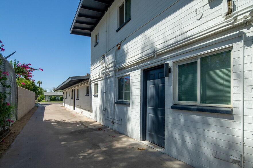 More Photos Of 1934 E Fairmount Ave, Phoenix Apartments For Sale
