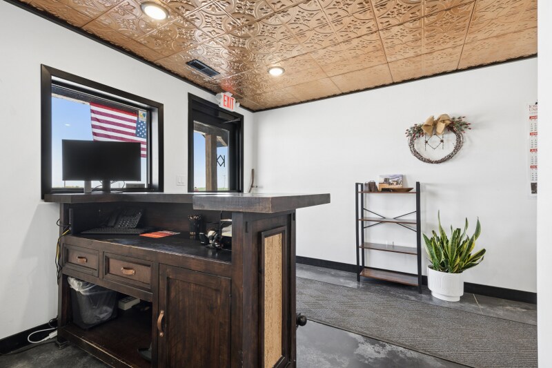 More Photos Of 214 S Airport Rd, Washington General Retail For Sale