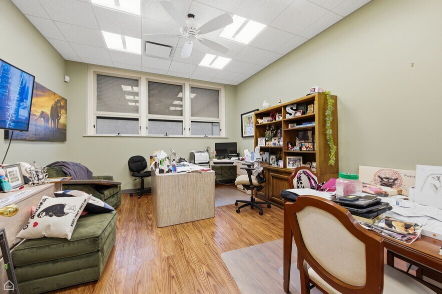More Photos Of 6200 S Oakley Ave, Chicago Warehouse For Sale