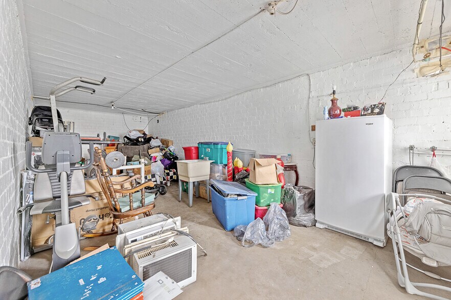 More Photos Of 203 Glamorgan St, Alliance Apartments For Sale