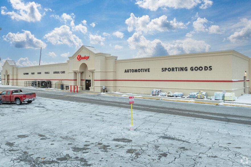 Primary Photo Of 1800 Tiffin Ave, Findlay Unknown For Lease