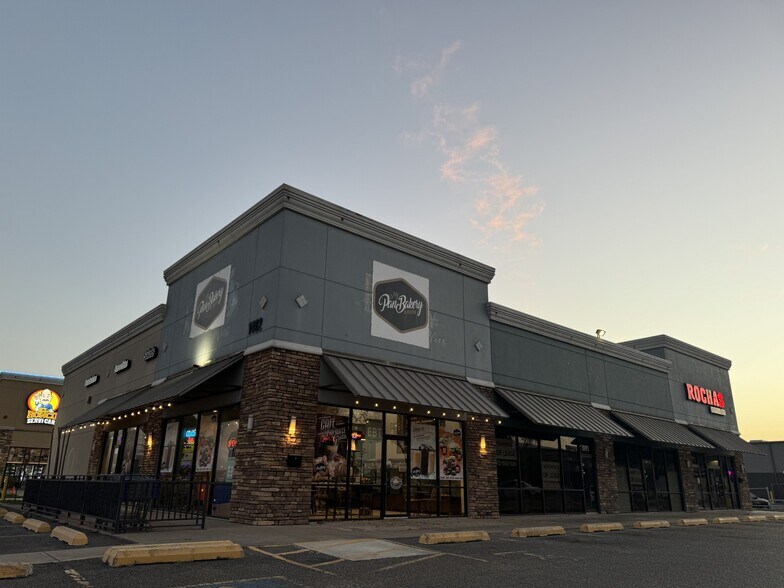 More Photos Of 1402 S Jackson Rd, McAllen Freestanding For Lease