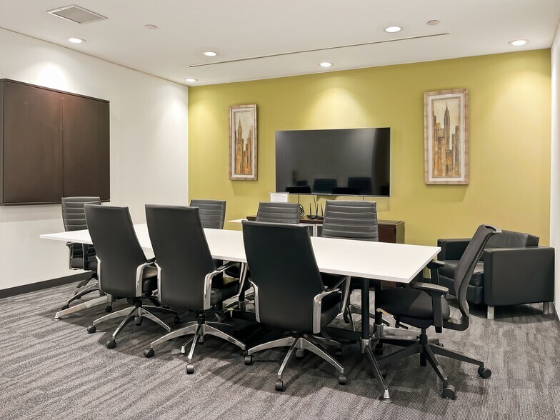 More Photos Of 666 Burrard Street, Vancouver Coworking Space