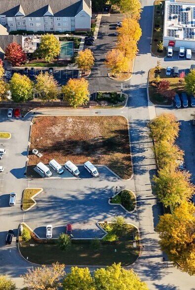 More Photos Of 122 Milestone Way, Greenville General Retail For Lease