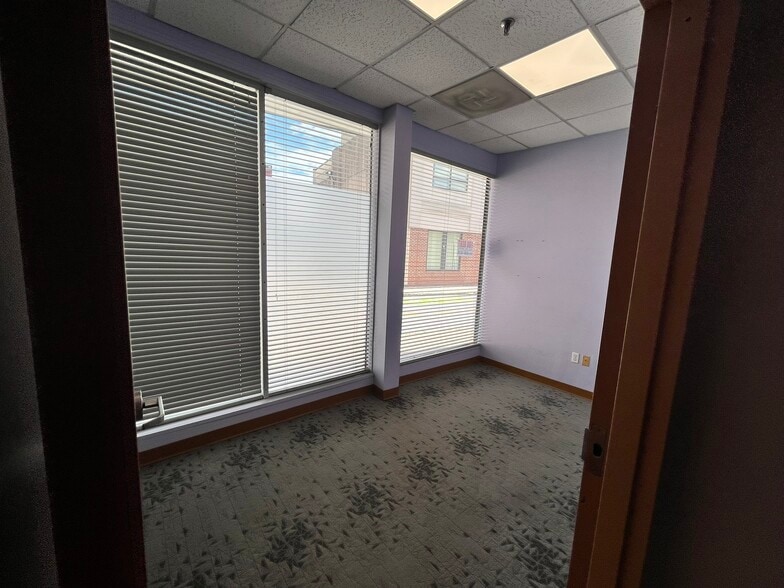 More Photos Of 18 Dartmouth St, Malden Storefront Retail Office For Lease