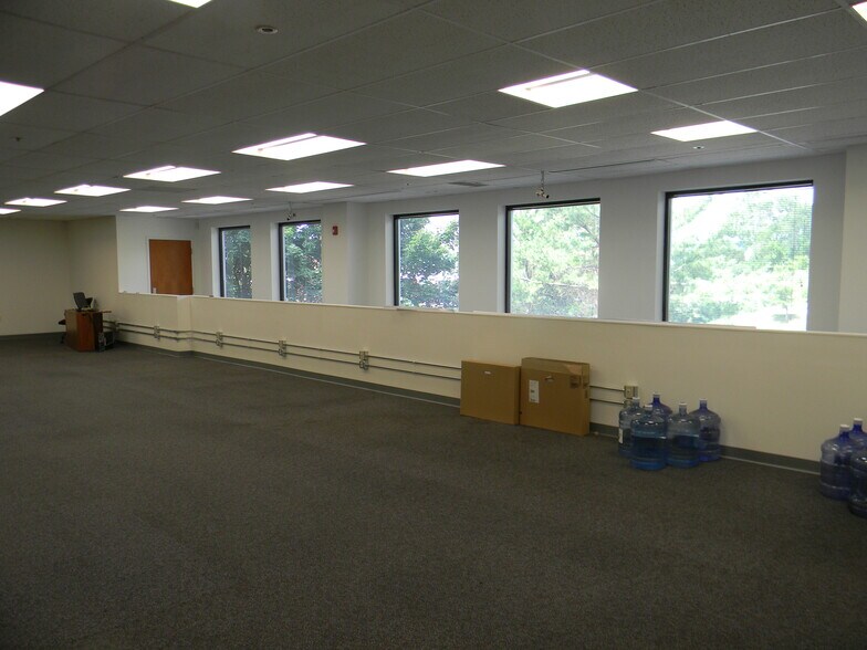 More Photos Of 100 West St, Pittsfield Office For Lease