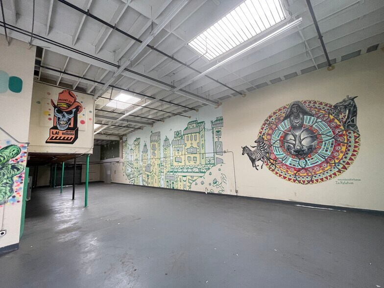 More Photos Of 1025 E 18th St, Los Angeles Warehouse For Lease