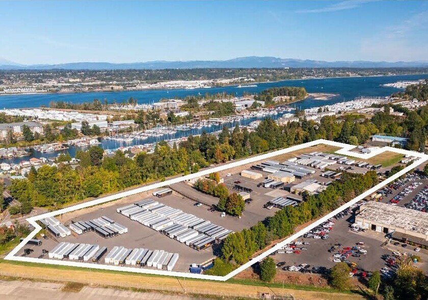 More Photos Of 110 N Marine Dr, Portland Truck Terminal For Lease