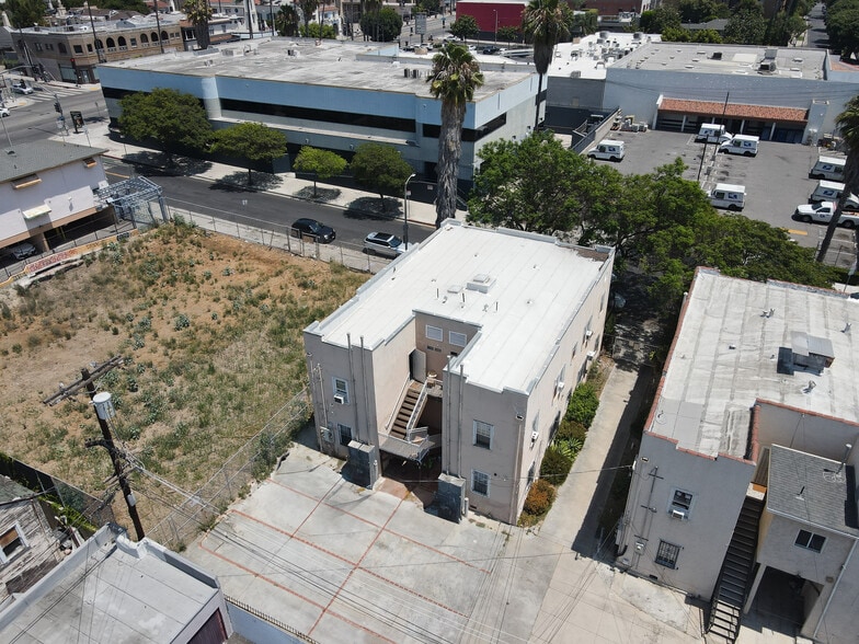 More Photos Of 1435-1437 1/2 N Las Palmas Ave, Los Angeles Apartments For Sale