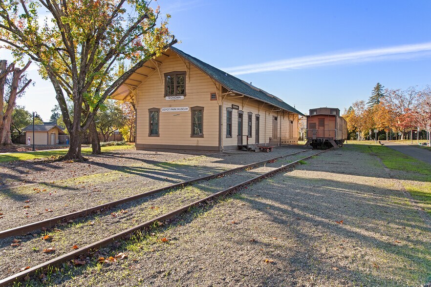 More Photos Of 254 1st St E, Sonoma Land For Sale