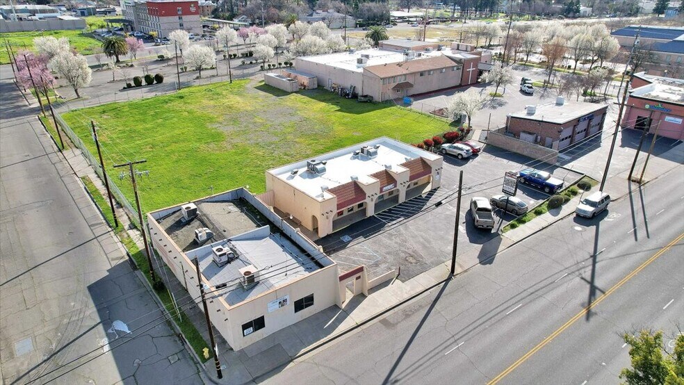 More Photos Of 525 Plumas St, Yuba City Storefront For Sale