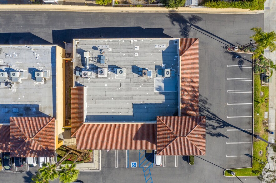 More Photos Of 700-760 S Rancho Santa Fe Rd, San Marcos Unknown For Lease