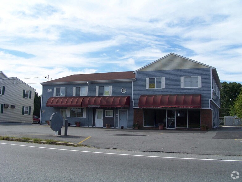 More Photos Of 310-312 Wilbur Ave, Swansea Office For Lease