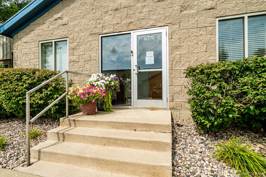 More Photos Of 6370 W Emerald Pky, Monee Warehouse For Lease