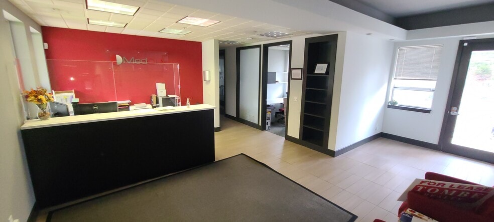 More Photos Of 7300 Healdsburg Ave, Sebastopol Office For Sale
