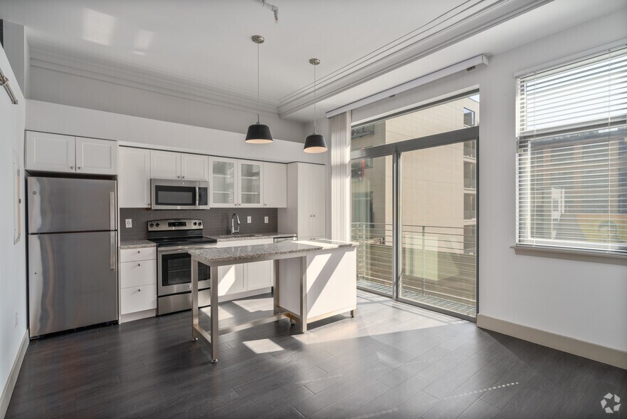 More Photos Of 1112-1128 Chestnut St, Philadelphia Apartments For Lease