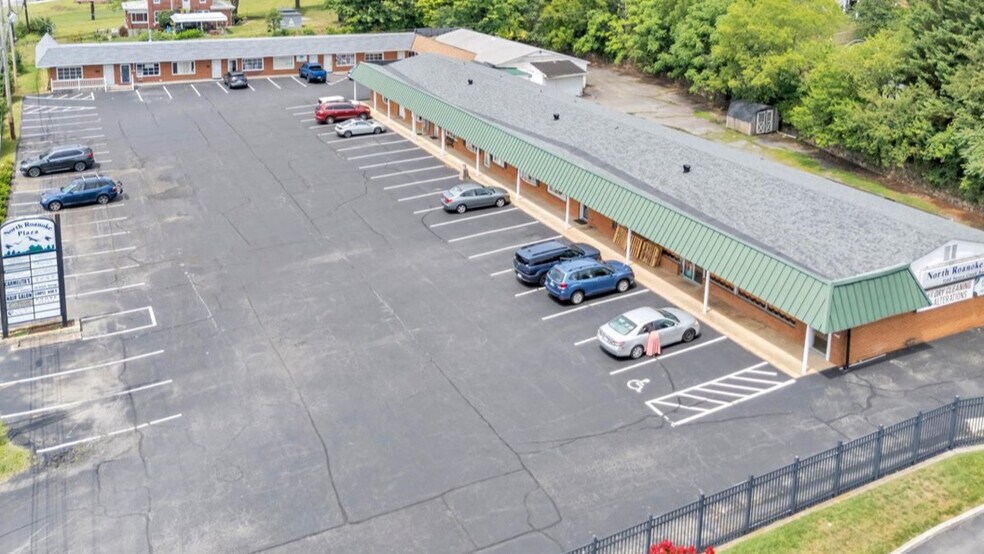 Primary Photo Of 3100-3120 Peters Creek Rd, Roanoke Storefront For Sale