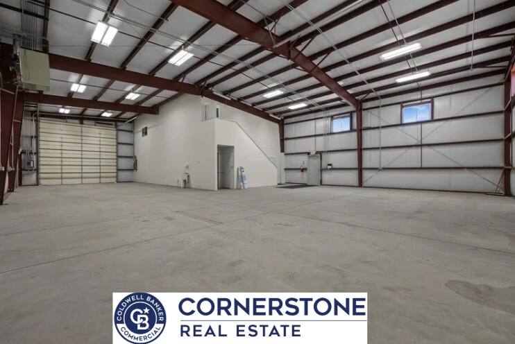 More Photos Of 2452 N Oil Dr, Casper Flex For Sale