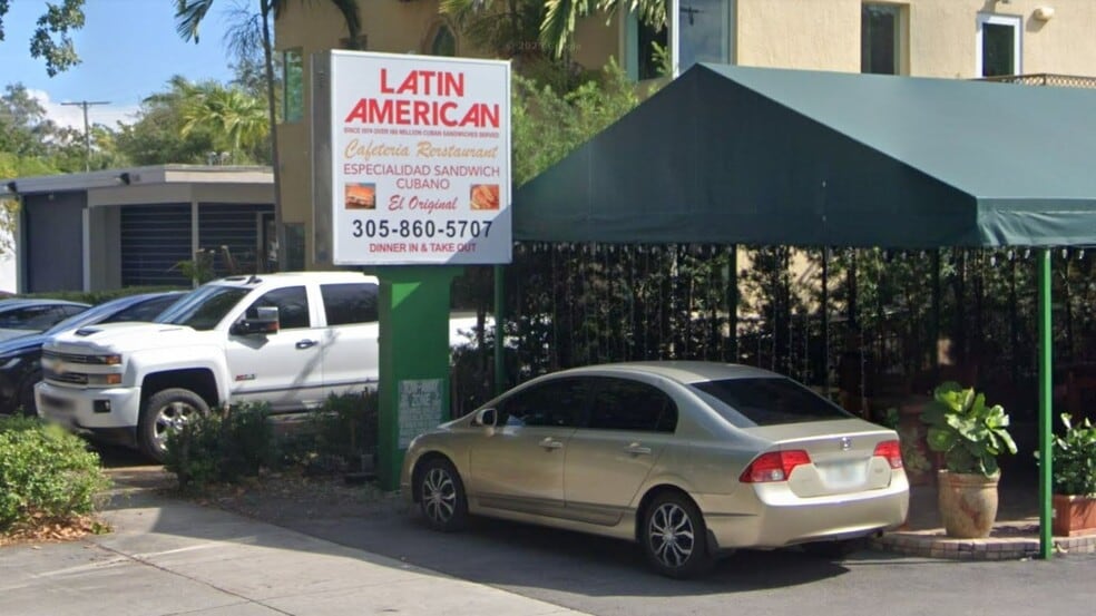 More Photos Of 1590 SW 22nd St, Miami Freestanding For Sale