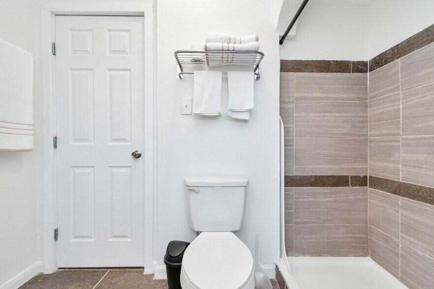 More Photos Of 915 8th St, Galveston Apartments For Sale