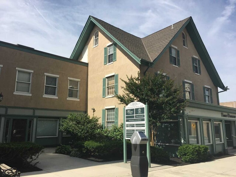 Primary Photo Of 100 E Pennsylvania Ave, Towson General Retail For Lease