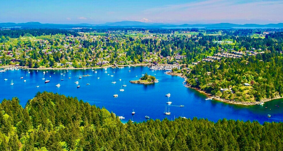 More Photos Of 10990 Madrona Dr, North Saanich Marina For Sale