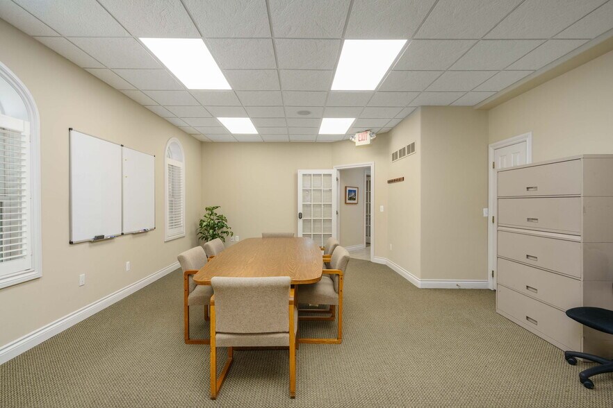 More Photos Of 206 E Liberty St, Milford Medical For Sale