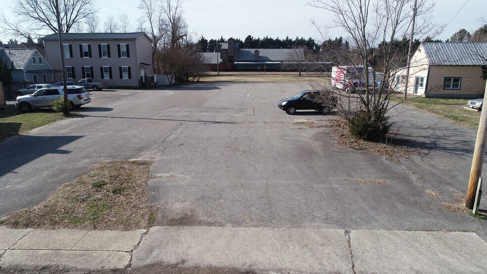 More Photos Of 206 S Cannon St, Chestertown Land For Sale