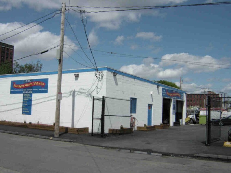 More Photos Of 190 Crescent Ave, Chelsea Auto Repair For Sale