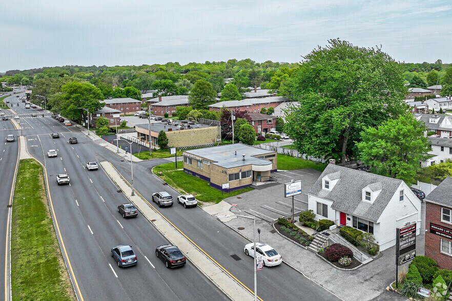 More Photos Of 2176 Central Park Ave, Yonkers Medical For Sale