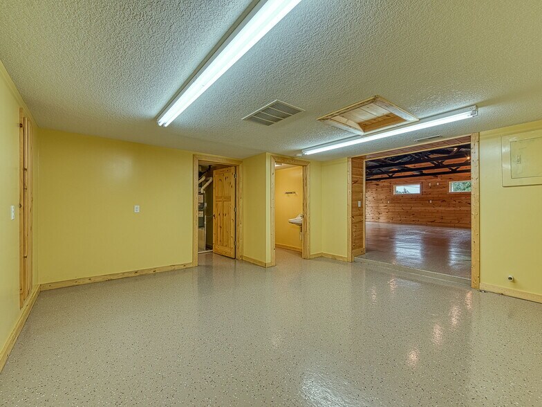 More Photos Of 14011 Laplaisance Rd, Monroe Freestanding For Sale