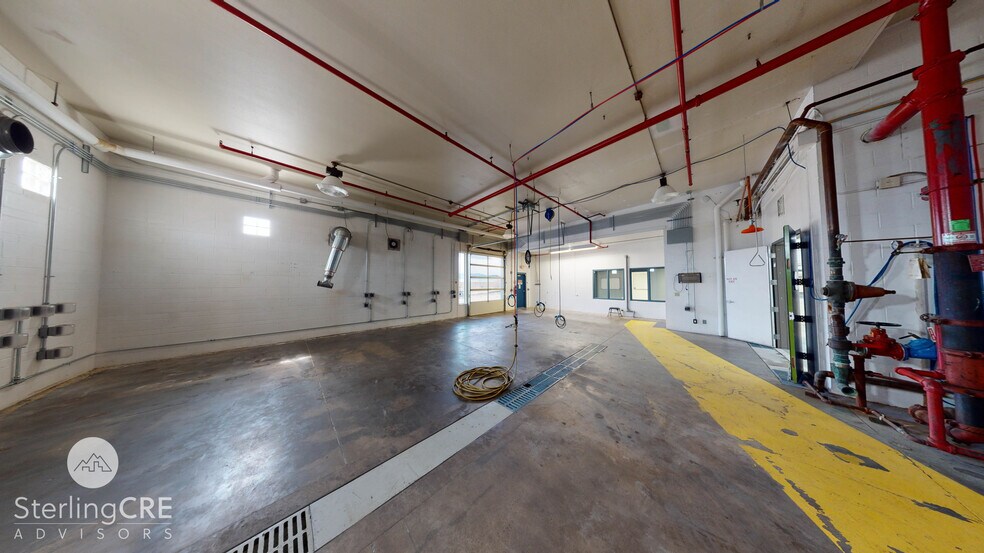 More Photos Of 5840 Expressway, Missoula Warehouse For Sale