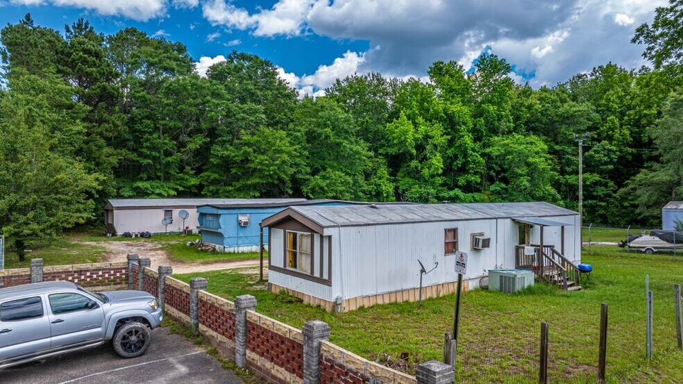 More Photos Of 1267 Trojan Rd, Cross Convenience Store For Sale