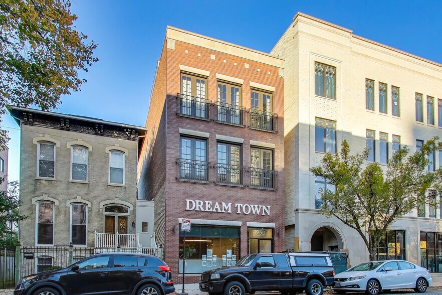 Primary Photo Of 1950 N Sedgwick St, Chicago Storefront Retail Residential For Sale