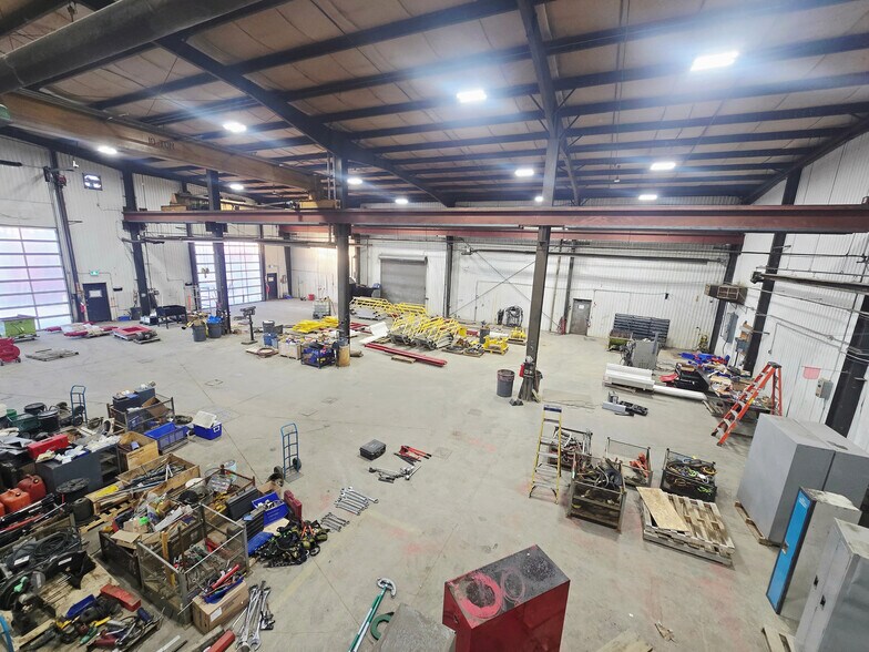 More Photos Of 9305 27th Ave NW, Edmonton Manufacturing For Lease