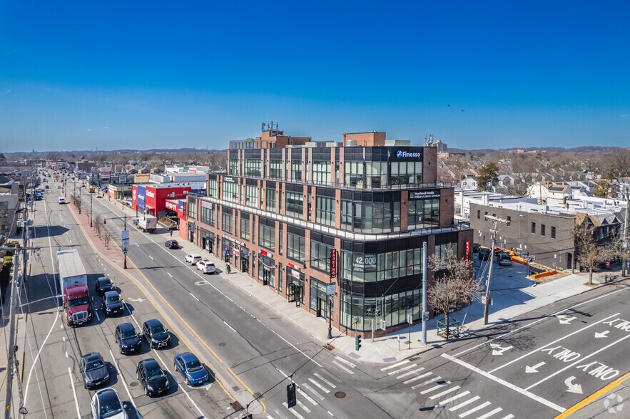 More Photos Of 251-73 Jericho Tpke, Bellerose Office For Lease